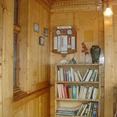 Bibliothek auf der Veranda